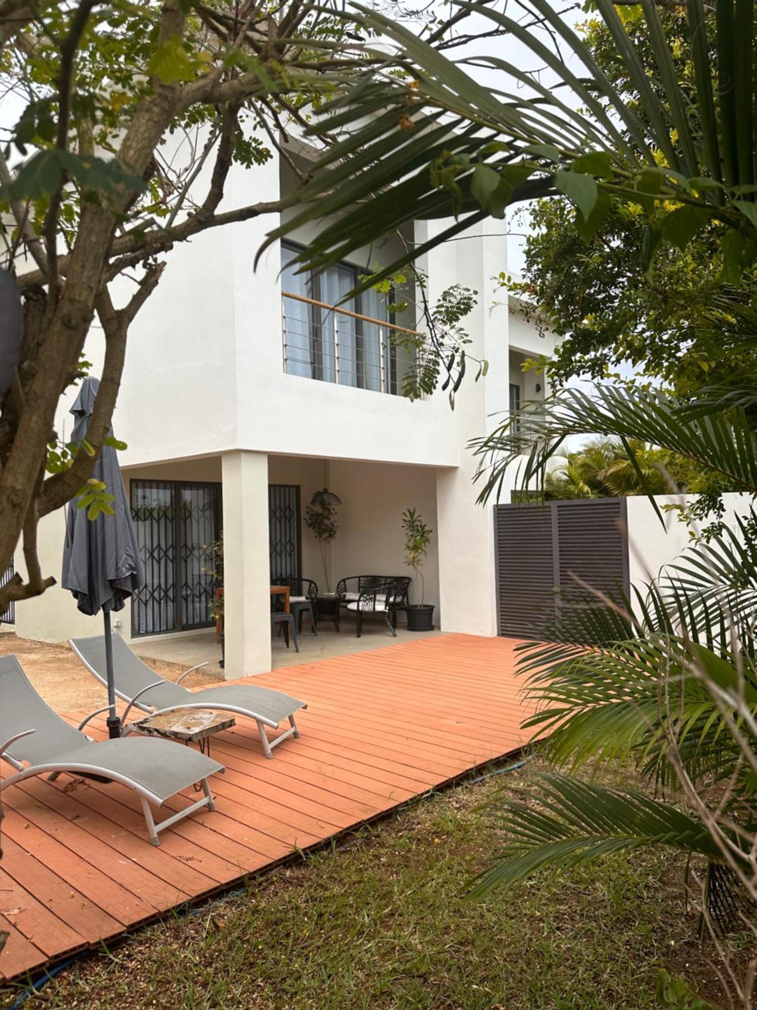 Modern Villa In Grand Bay - Short Walk To Beach Exteriör bild