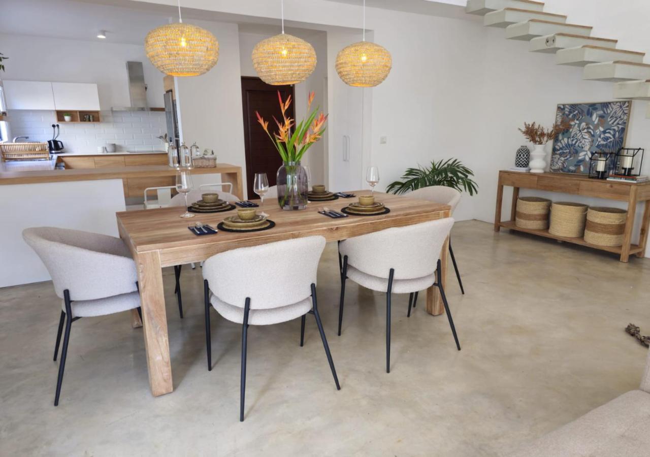 Modern Villa In Grand Bay - Short Walk To Beach Exteriör bild