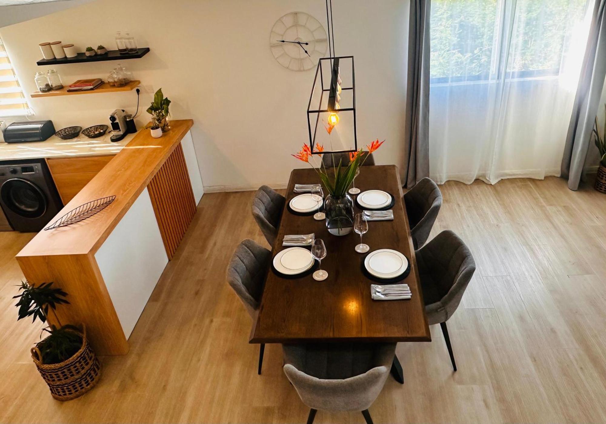 Modern Villa In Grand Bay - Short Walk To Beach Exteriör bild